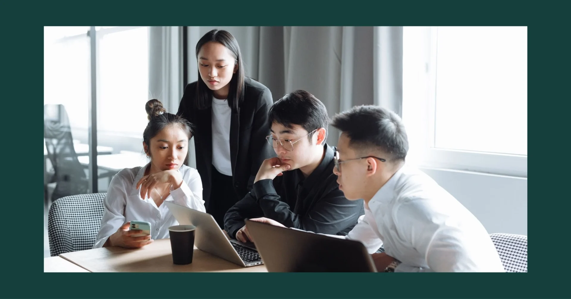 IBPAP, in its 2028 outlook, said the IT-BPM industry is prioritizing AI-enabled capability over headcount. Photo by Thirdman on Pexels.